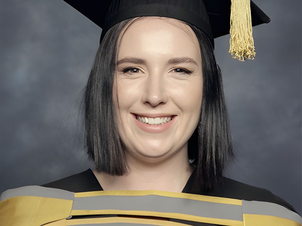 About Nicole Cunningham